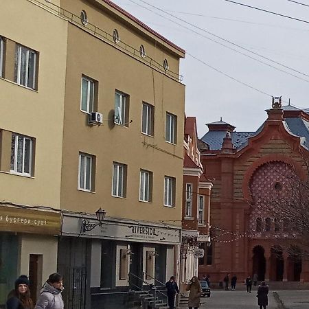 Затишна Двокімнатна Квартира В Самому Серці Ужгорода Užhorod Esterno foto